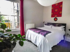 Courtyard Apartment