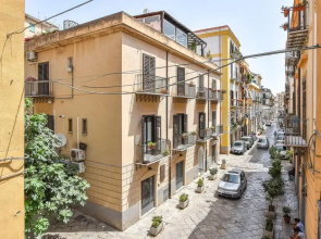 Nice Apartment in Palermo With 2 Bedrooms and Wifi