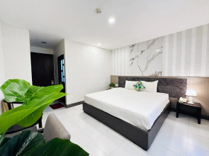 Centana Saigon Hotel