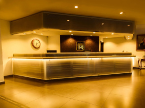 Riande Aeropuerto Hotel & Casino