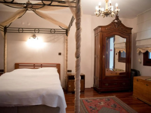 Villa Sphendone Suites