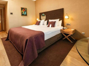 WOW Airport Hotel