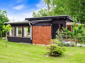 Stunning Home in Löttorp With Wifi