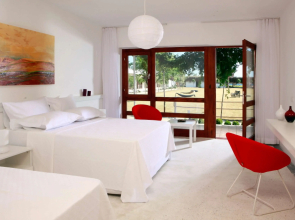 Aytas Hotel