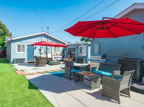 Whimsical Family Stay 10 Min Walk to PV Hospital