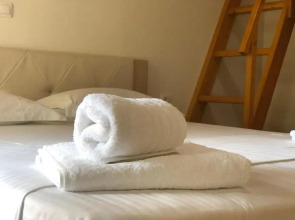 Dimitri Hotel