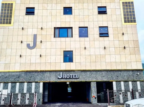 J Hotel