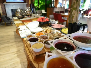 Inanlar Deluxe Hotel & Bungalow