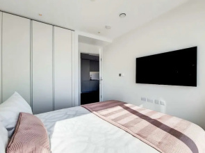 Ravishing 1BD Flat - 2 Minute Walk From the O2!