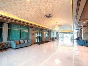 Blue Sky Residence Airport