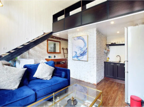 Vivian's Apartment