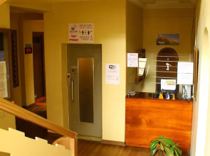 Check Inn B&B - Hostel