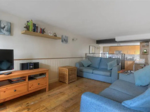 1 New Inn Corner