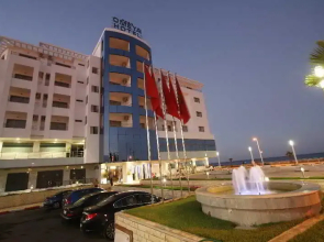 Suites Hotel Omeya