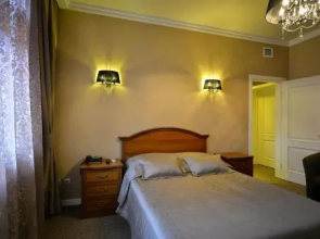  Boutique hotel Megapolis