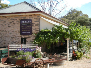 Reillys Wines Heritage Cottages