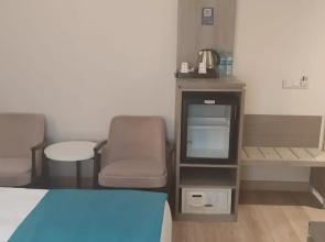 Rox Hotel