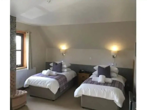 Standing Stones Hotel