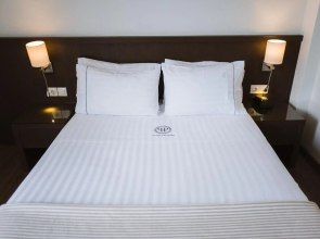 Piraeus Port Hotel
