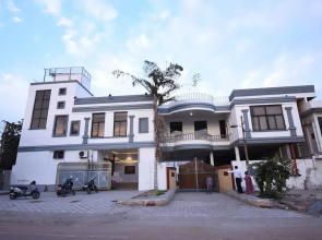 Hotel S B Excellency