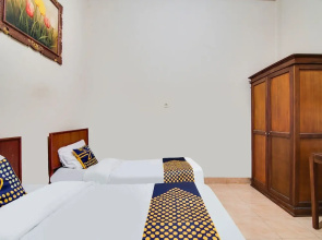 OYO 92024 Green Hotel