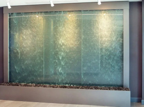 Aloft New York LaGuardia Airport