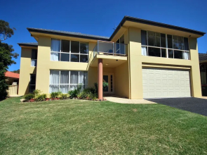 Calypso, 156 Bagnall Beach Road
