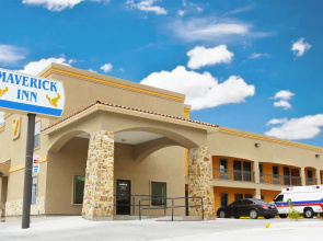 Maverick Inn