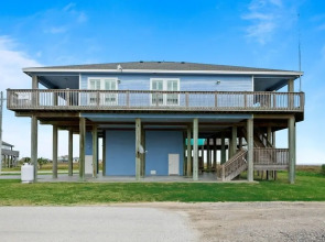 Just One More Day 4 Bedroom Home by RedAwning