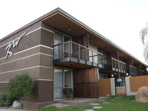 Kellogg West Conference Center and Hotel