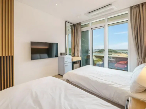 Goseong Moneblue Pension