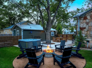 The Rock Haus With Hot Tub