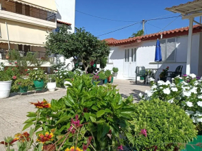 Mitikas Cosy Studio