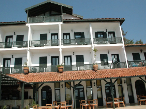 Arpia Hotel