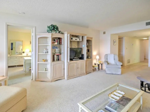 Beachfront Sarasota Resort Condo: Siesta Key View!