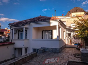 NF Meteors Residence
