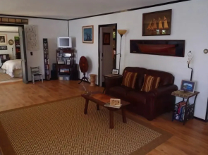 Lucky Stone Retreat - Two Bedroom Home