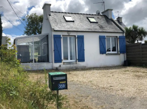 Maisonnette a 100 M de la Plage
