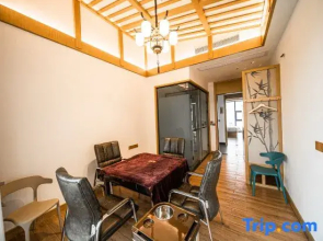 Yueyang Bamboo Mountain Residence