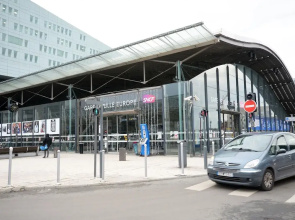 T3 Rénové tout Confort proche métro