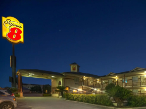 Hill Country Inn & Suites - New Braunfels / Gruene