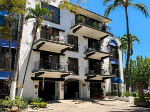 Puerto de Luna Pet Friendly & Family Suites Hotel