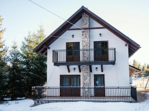 Casa Motului B&B