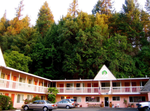 National 9 Inn Placerville
