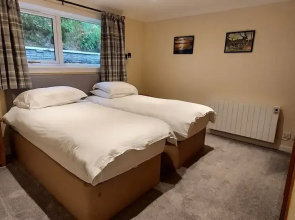 Loch Rannoch Highland Club Red Deer Lodge 03