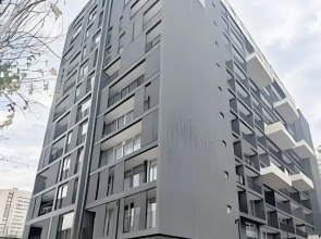 Santa Elvira Apartments