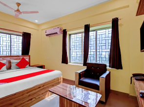 OYO 77129 Hotel Casa Astra