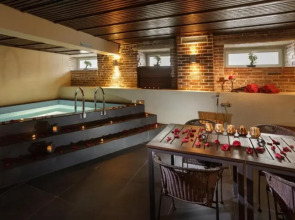 Kreutzwald Hotel Таллин