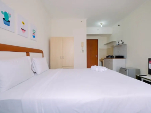 Simple Furnished Studio Apartment at Maple Park