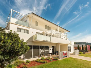 Warners Bay Apartments